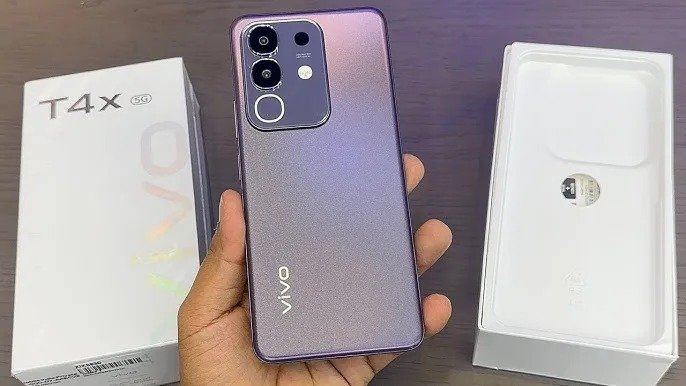 मात्र ₹13,999 में Vivo का 256GB वाला 5G फोन हुआ लॉन्च, 6500mAh बैटरी के साथ मिलेगा 50MP कैमरा