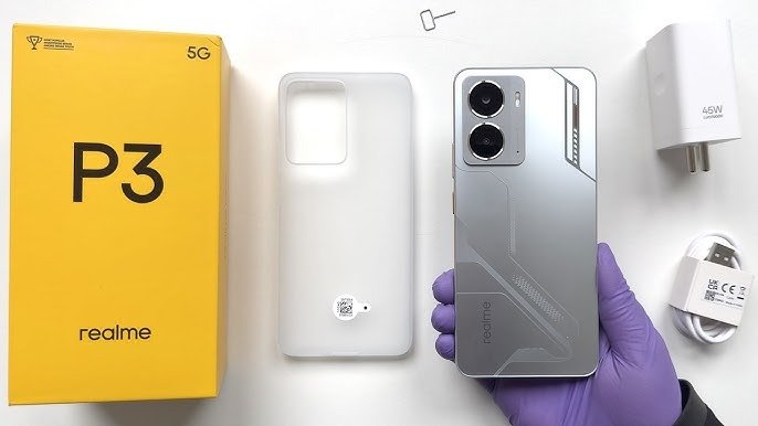 Realme का प्रीमियम 5G स्मार्टफोन हुआ लॉन्च, DSLR कैमरा के साथ मिलेगा 6000mAh की बैटरी