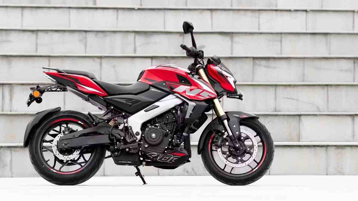 रफ्तार के दीवानों के लिए खुशखबरी, आ गई 948cc पावरफुल इंजन वाली धाकड़ Kawasaki Z900